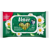 Velvet Heřmánek & Aloe Vera vlhčený toaletní papír 42 kusů