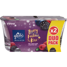 Glade Berry Festive Kiss s vůní lesních plodů a čerstvých fíků vonná svíčka ve skle, doba hoření až 2 x 36 hodin 2 x 112 g, duopack