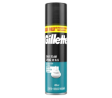 Gillette Sensitive pěna na holení pro muže 400 ml