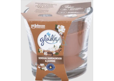 Glade Sensual Sandalwood & Jasmine vonná svíčka ve skle, doba hoření až 32 hodin 112 g