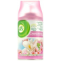 Air Wick FreshMatic Magnolie & Třešeň náhradní náplň 250 ml