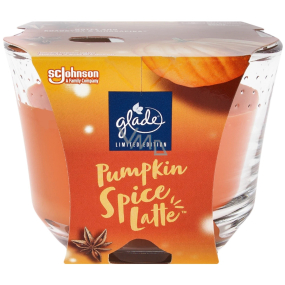 Glade Pumpkin Spice Latte vonná svíčka ve skle, doba hoření až 50 hodin 204 g