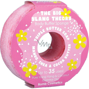 Bomb Cosmetics The Big Ylang Donut přírodní sprchová masážní koupelová houba s vůní 165 g